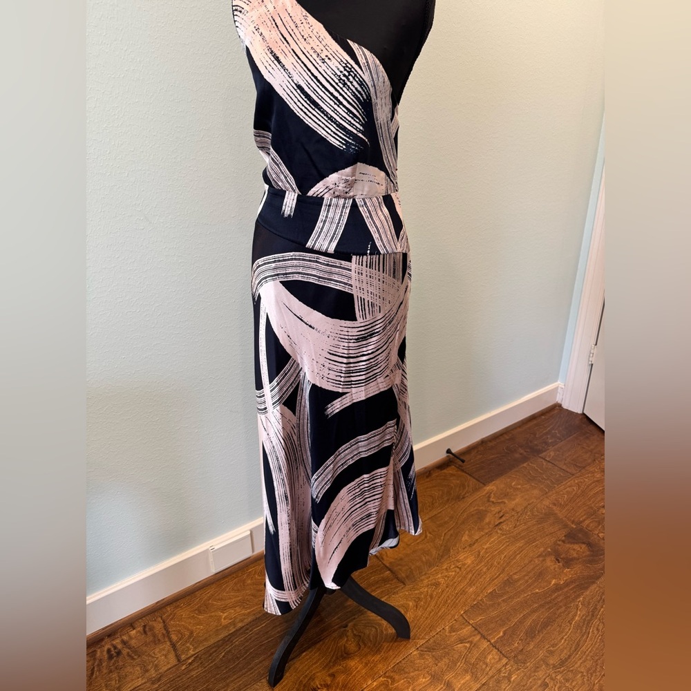 Mint Patterned Dress in Navy and Beige